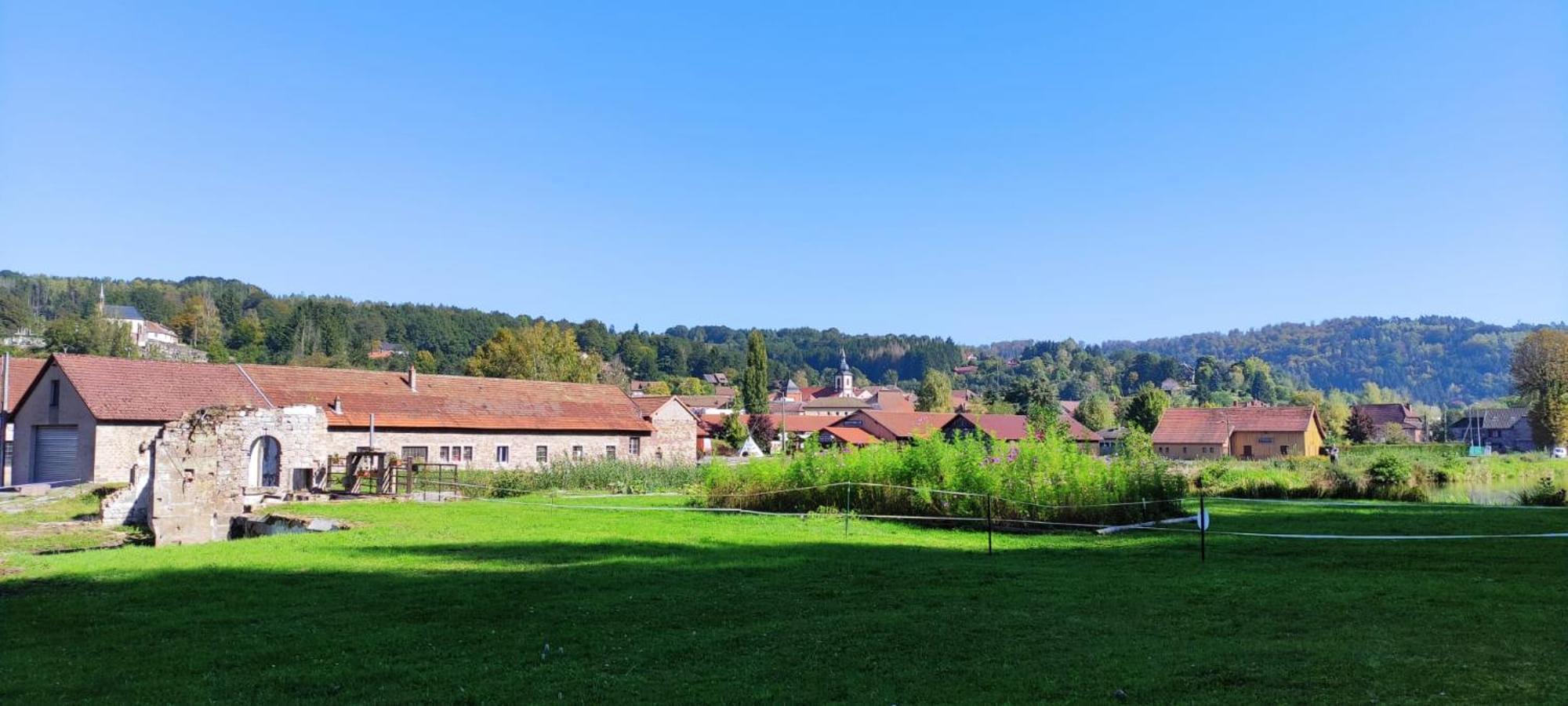 La Fontaine Aux Enfants - Gr5 - Chambre Avec Sdb Privee Abreschviller Esterno foto