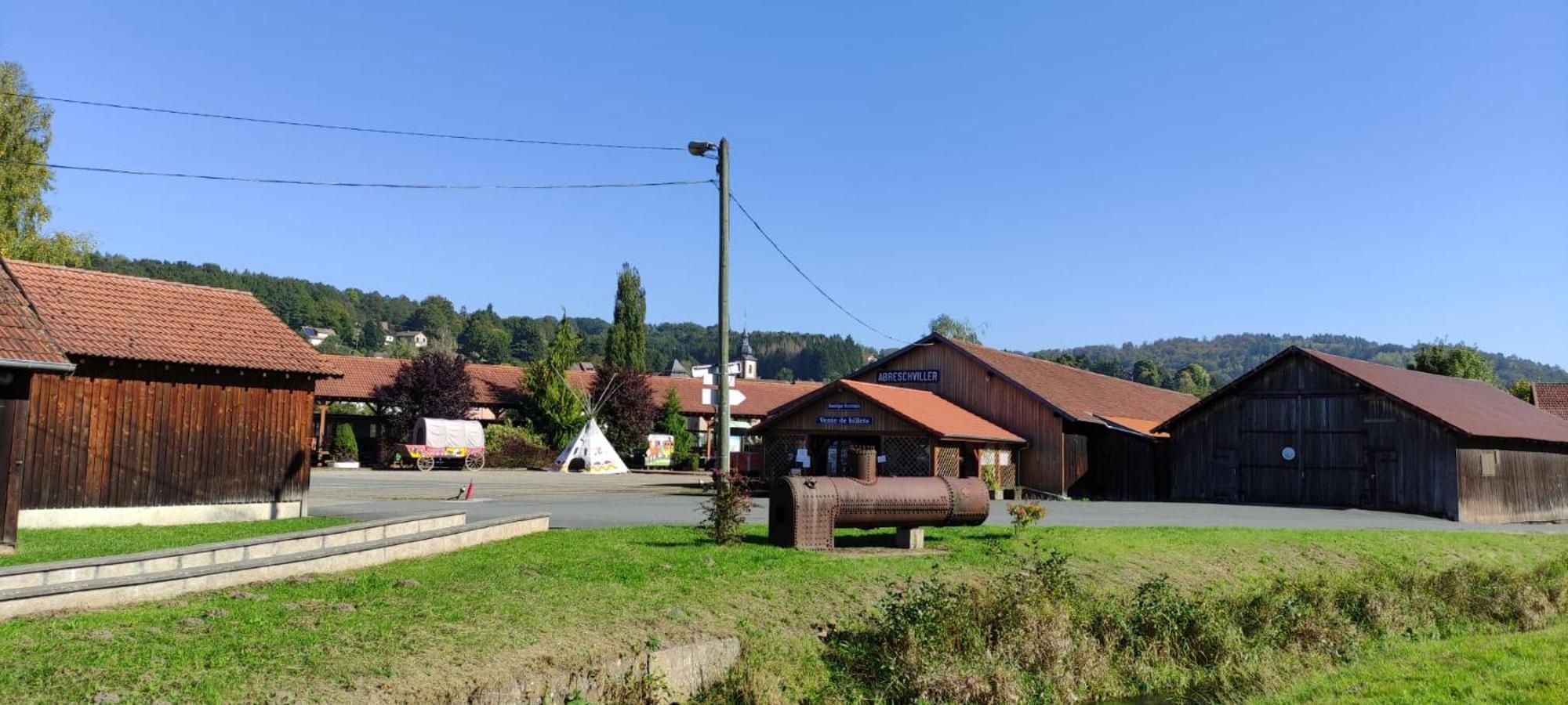 La Fontaine Aux Enfants - Gr5 - Chambre Avec Sdb Privee Abreschviller Esterno foto